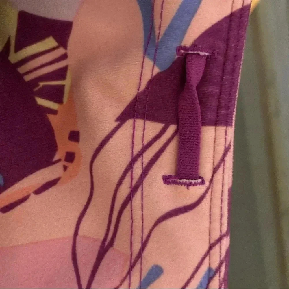 Women’s Activewear Leggings & T- Shirt – Size 8 /10 – Excellent Condition - - Picture 9 of 11